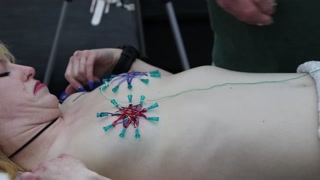 DSC15-3-2) Part 2: Petite spinner Karlee Paige’s First Needle Play with Colored String