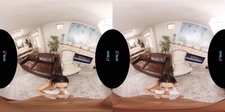 VRHUSH Andreina Deluxe stops by to show off her moves