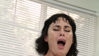 Olive Glass Seduces Her Doctor And Rides His Cock