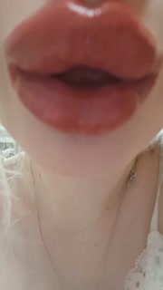 Thick and red lips. Fetish
