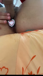 😈 hottie enjoying a lot with anal plug and dildo, hiding from her husband💦🔥