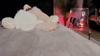 Hungry Blonde Milf Fuck Her Pussy