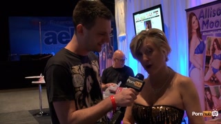 PornhubTV with Paige Little at eXXXotica 2013