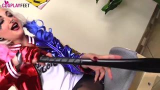 Harley Quinn in black pantyhose teases with her feet