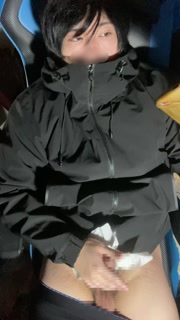 A college student who masturbates with a favorite girl by a male friend