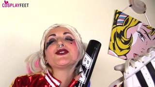 Harley Quinn cosplayers perfectly use their pantyhose feet