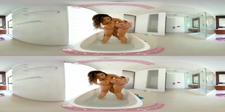 VR PORN - Outrages Step Mom Syren De Mer Eats Abella Danger's Pussy