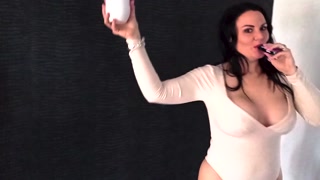 Its my Birthday and i can fuck who i want to xx