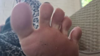 A very close-up from my toes. If you open your mouth I can put them right in.🤤