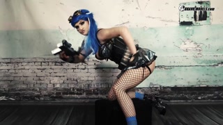 397 - Barbara Bieber - Future warrior girls - Cosplay cyberpunk serie - Trailer