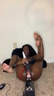 fucking machine makes fat ass ebony tap