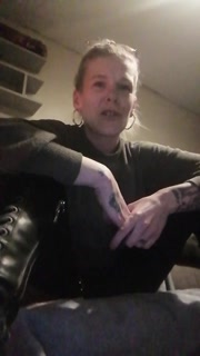 One for my Paypig and sissys/losers LITTLE ON  THE #GODDESSS MsRoxyRaeX