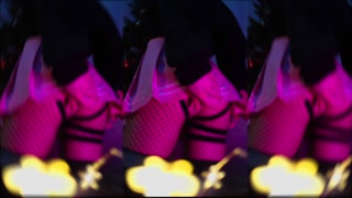 ♡ SCHOOL–GIRL DECORATING CHRISTMAS TREE WITHOUT PANTIES ♡